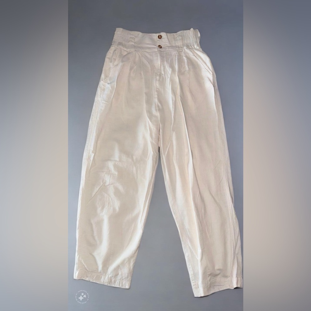 URBAN OUTFITTERS WHITE high waisted FLOWY PANTS Size medium